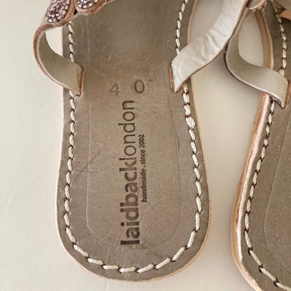 NWOT LaidBackLondon Anthropologie Adara Pink/Beaded Rose Floral Sandals Sz 40 - Picture 4 of 5
